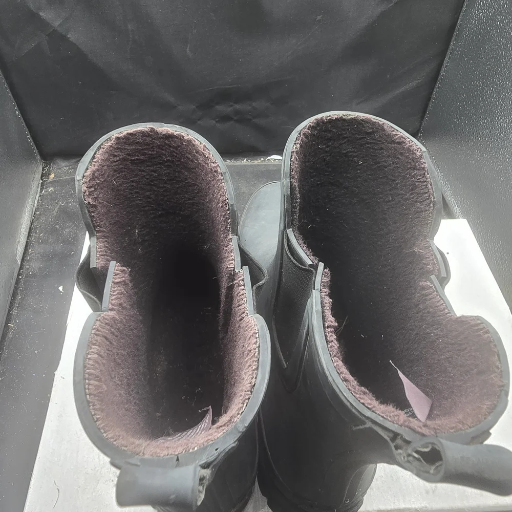 Eddie Bauer Women's‎ Black Winter Boots
